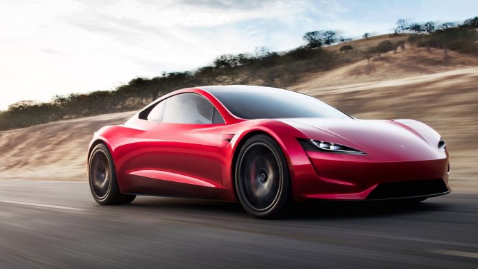 Tesla Roadster'ın Menzili 1000 Kilometrenin Üzerinde Olacak